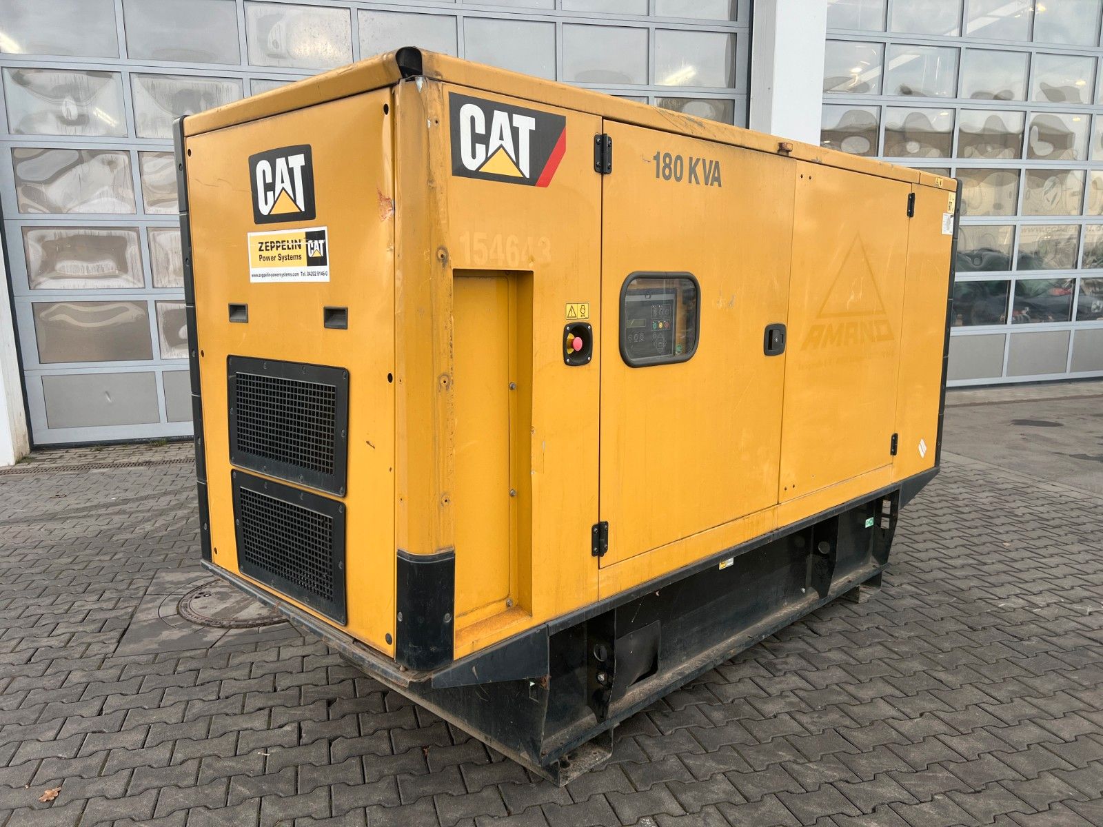 Fahrzeugabbildung CAT DE200E3 Stromerzeuger / 180KVA / 2017 / 12.921h