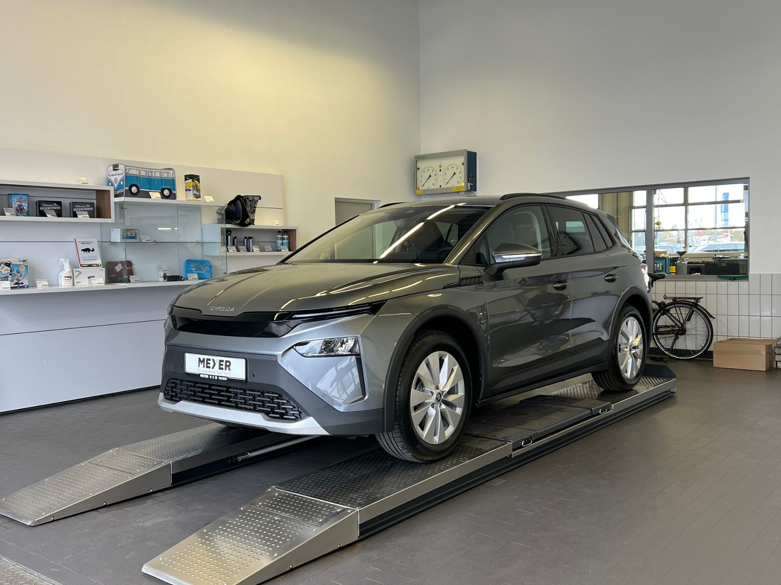 Fahrzeugabbildung SKODA Elroq 50 TOUR *AHK,Navi,19"-Felge*