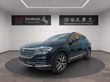 Volkswagen Touareg 3.0 V6 TSI DYNAUDIO CarPlay Nachtsicht - Volkswagen Touareg mit Benzin-Antrieb: V6 Tsi