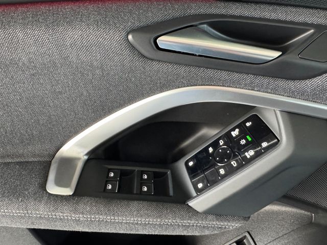 Audi Q5 TDI SPORTBACK /S-LINE/Sofort