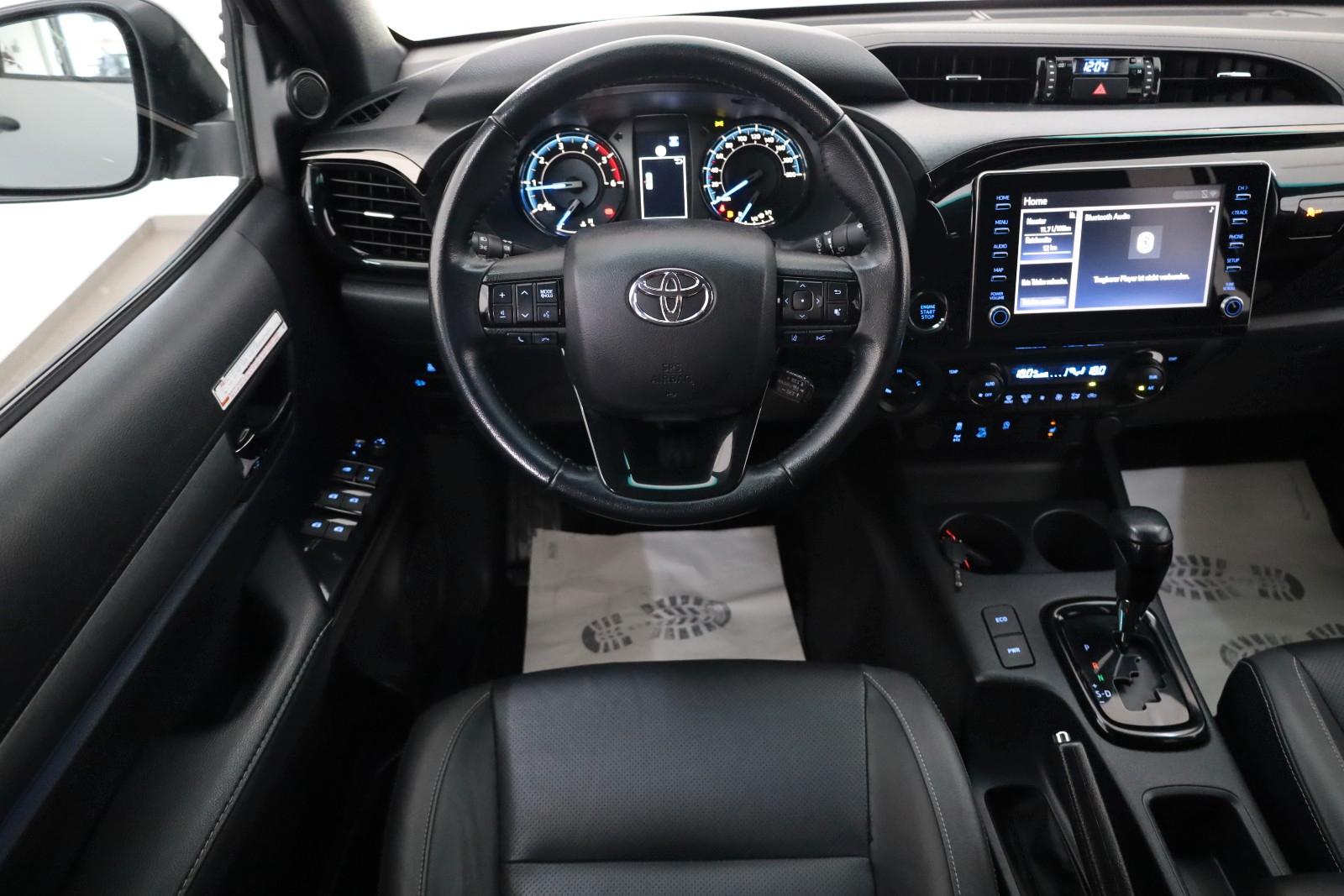 Toyota Hilux 2.8 D-4D Invincible, CarPlay, HardTop, AHK