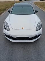 Porsche Panamera Turbo  - Porsche Panamera in Nürnberg