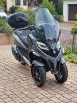 Piaggio MP3 400ccm - PIAGGIO MP 400