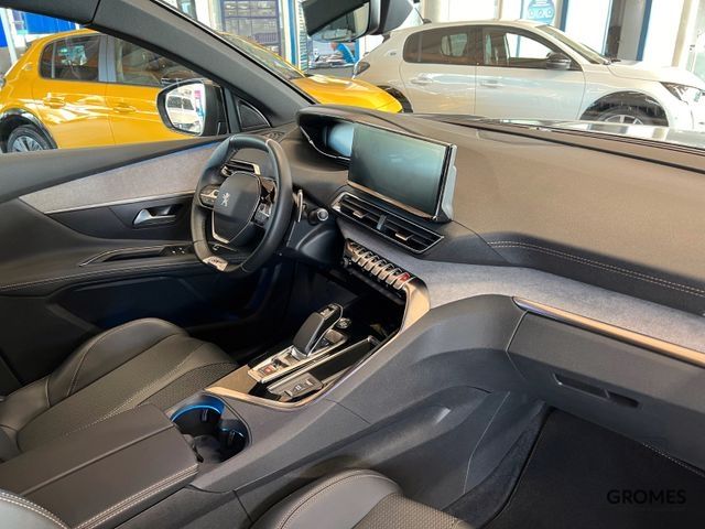 Fahrzeugabbildung Peugeot 3008 Hybrid 225 GT Pano Night Vision Rück.kam