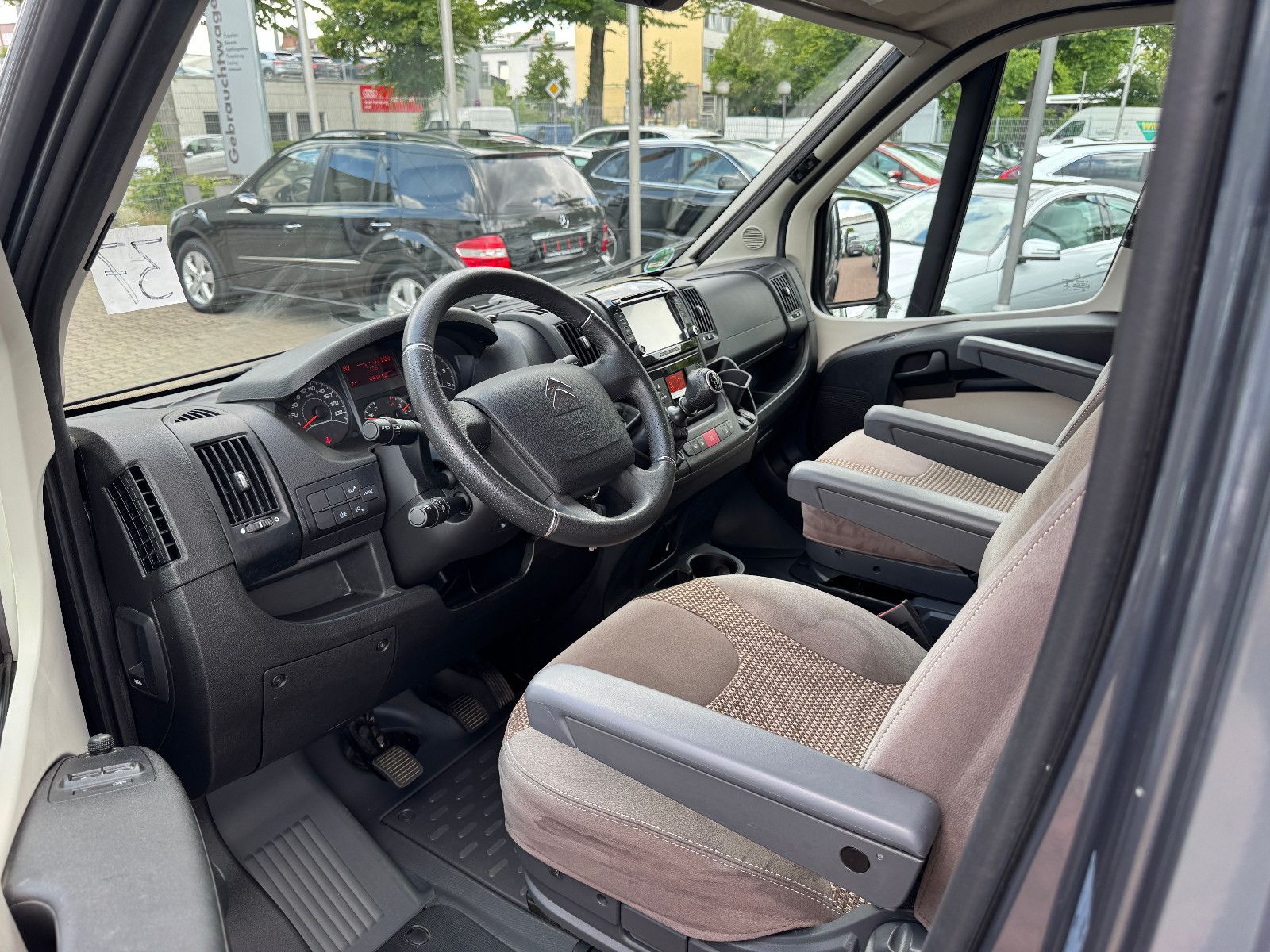 Fahrzeugabbildung Pössl 540 ROADCAMP R NAVI KAMERA RAUMBAD 1.HAND