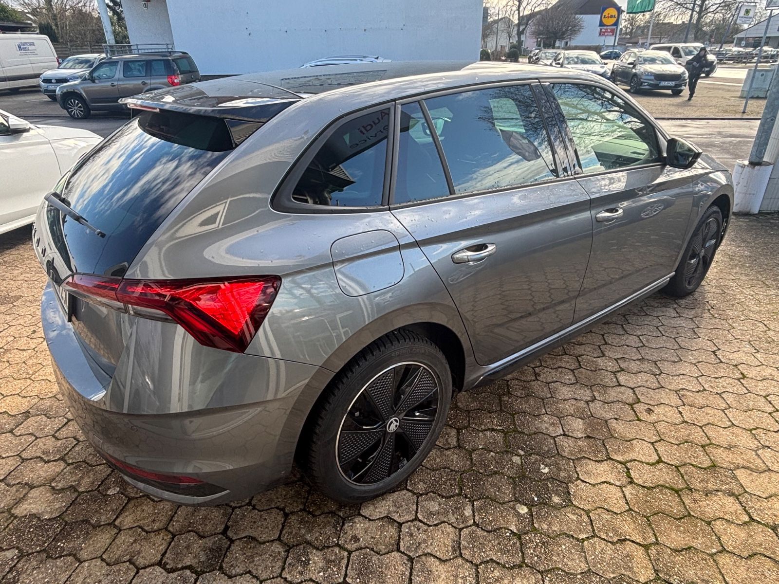 Fahrzeugabbildung SKODA Scala Monte Carlo PANO SHZ