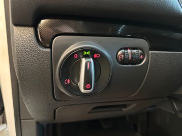 Volkswagen Golf VI Comfortline *1. Hand*Klima*Radio*USB*PDC