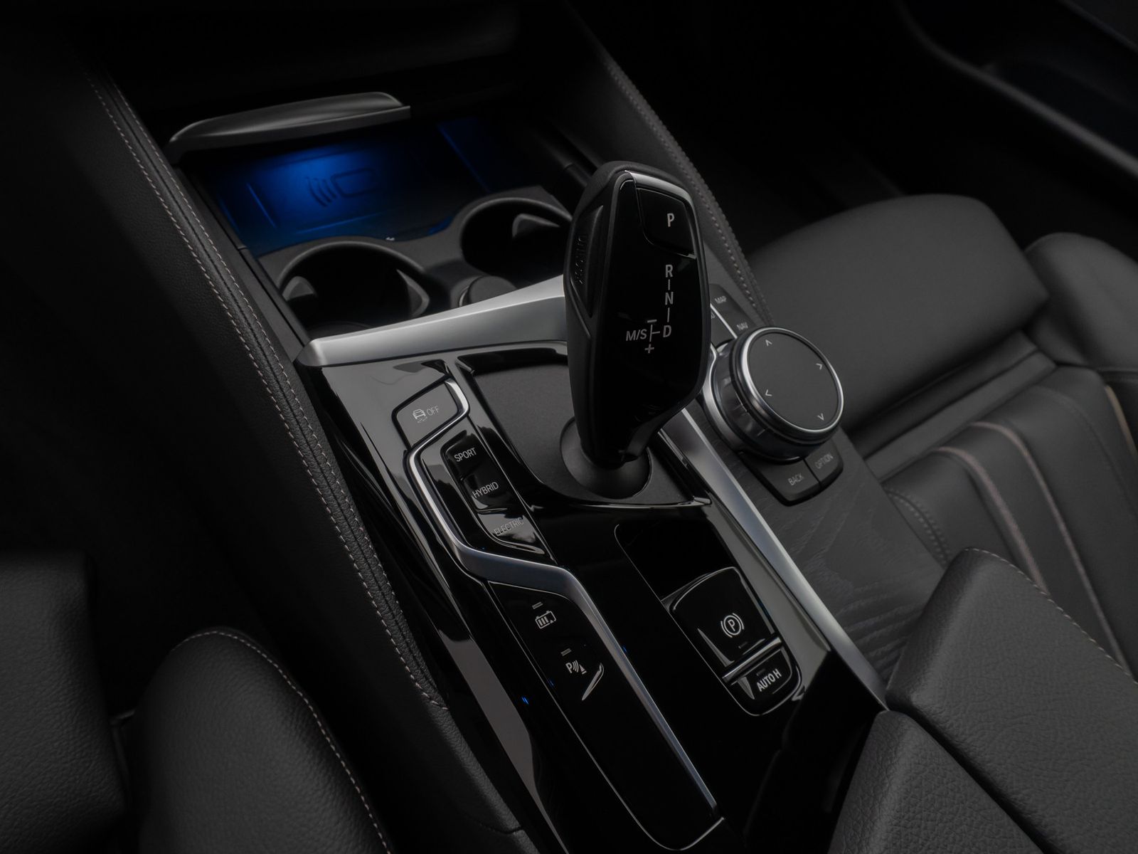 Fahrzeugabbildung BMW 530e Luxury Line DAB Laser 4*Klima Kamera Sport