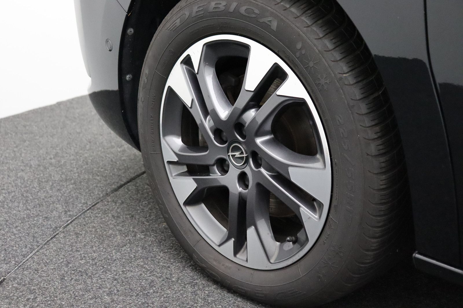 Fahrzeugabbildung Opel Zafira Life 2.0 AT Edition XL L3 9-Sitzer