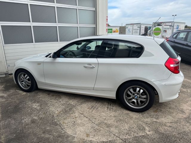 BMW 118 BMW1 Lim. 118i.Klima.8Fachbereif.HU BIS04-26