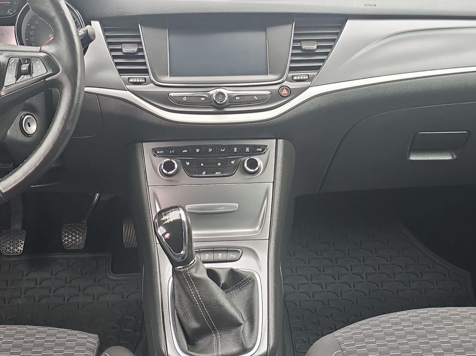 Fahrzeugabbildung Opel Astra K Sports Tourer Business/Lenkradheizung/