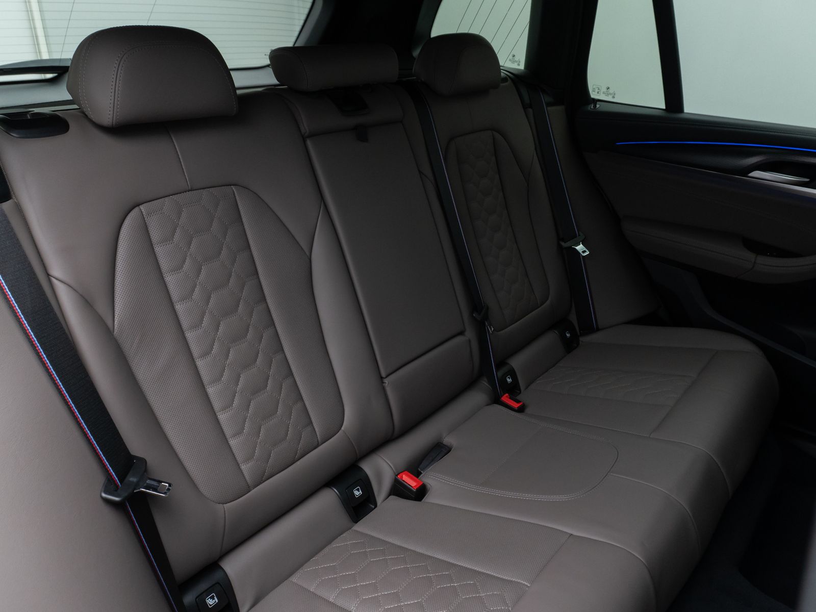 Fahrzeugabbildung BMW X3 M Competition Kamera HUD DAB H/K AHK 21Zoll