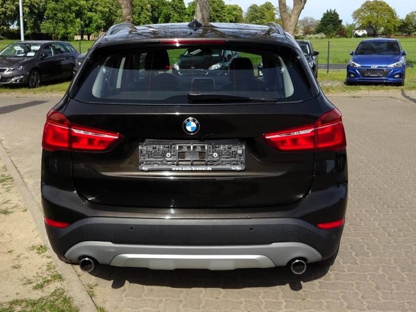 Fahrzeugabbildung BMW X1  xDrive20d  xLine /Navi/8xbereift/Kamera