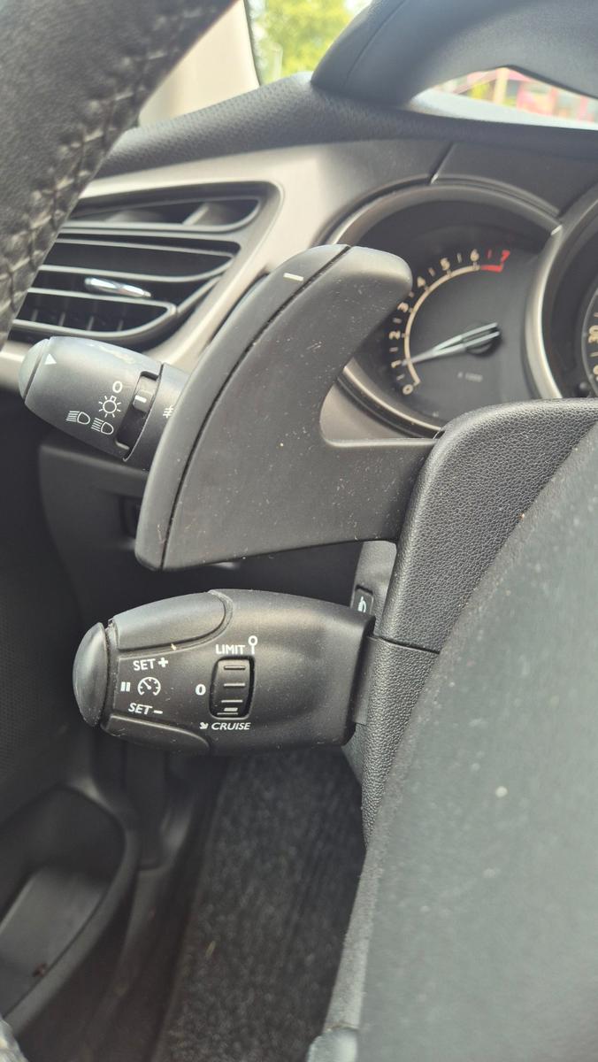 Citroën C3 Selection*AUTOMATIK*AHK*EURO6*