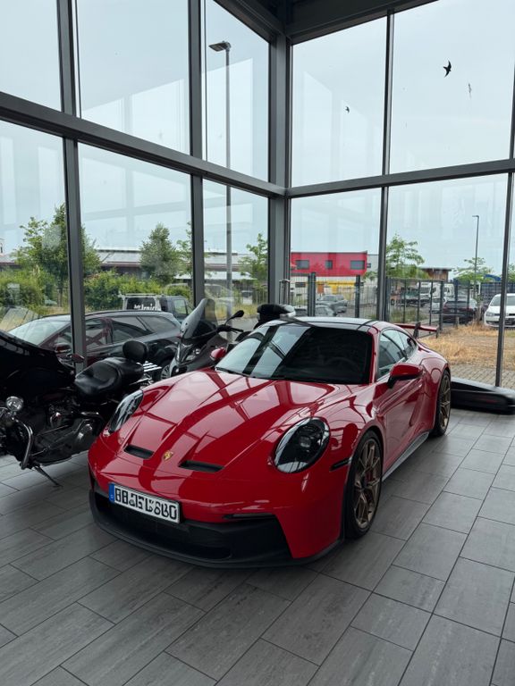 Porsche 992