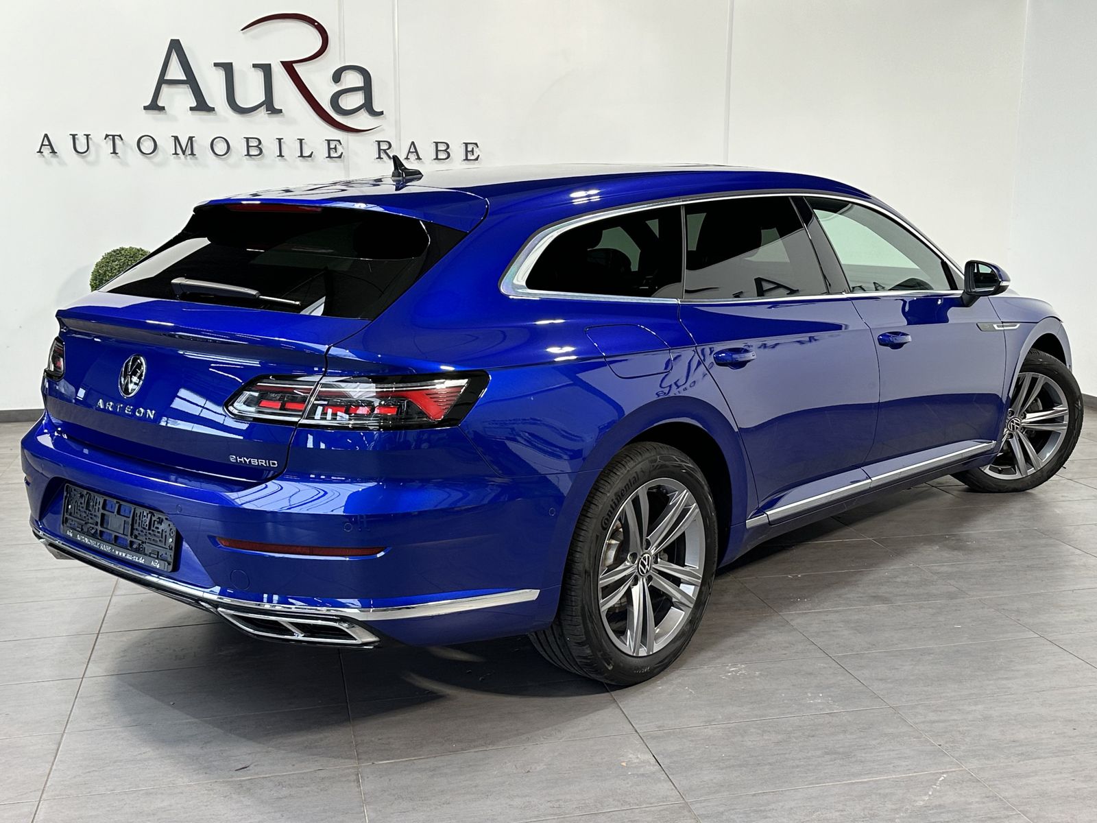 Fahrzeugabbildung Volkswagen Arteon 1.4 TSI eHybrid R-Line NAV+LED+AHK+PANO