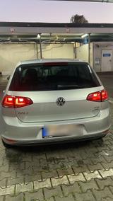 Andere Das Fahrzeug ist immer noch angemeldet und... - Andere in Frankfurt (Main)