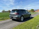 Volkswagen Golf VII Facelift R-Line Highline DSG AHK 18" - gebrauchte Volkswagen Golf mit Facelift
