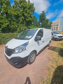 Renault Trafic - 2