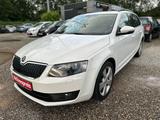 Skoda Octavia Combi Elegance 4x4 - Skoda Octavia: Allradantrieb, Elegance