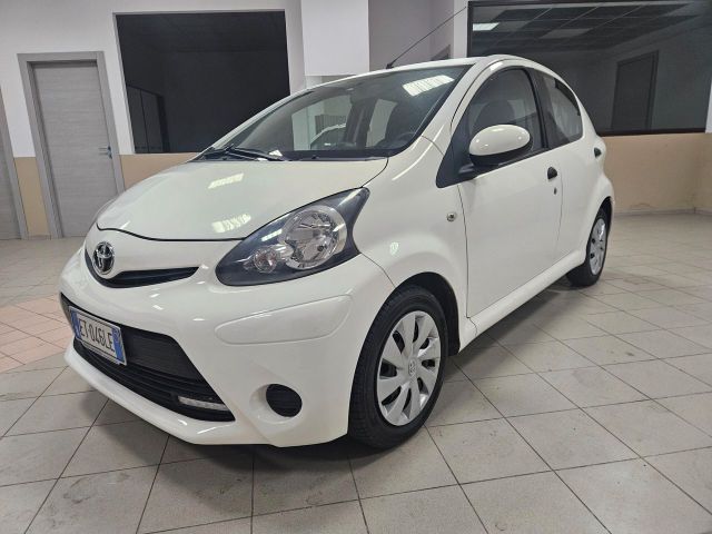 Toyota Aygo 1.0 12V VVT-i 5 porte Cool Soda Conn