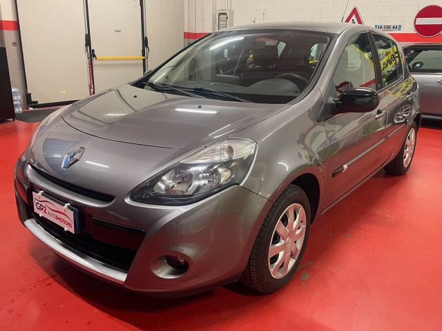 Renault Clio RENAULT CLIO 20 ANNIVERSARIO BENZIN