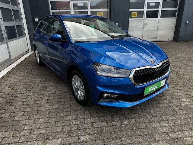 Fabia 80PS KAMERA;CARPLAY;SHZ;PDC;LED