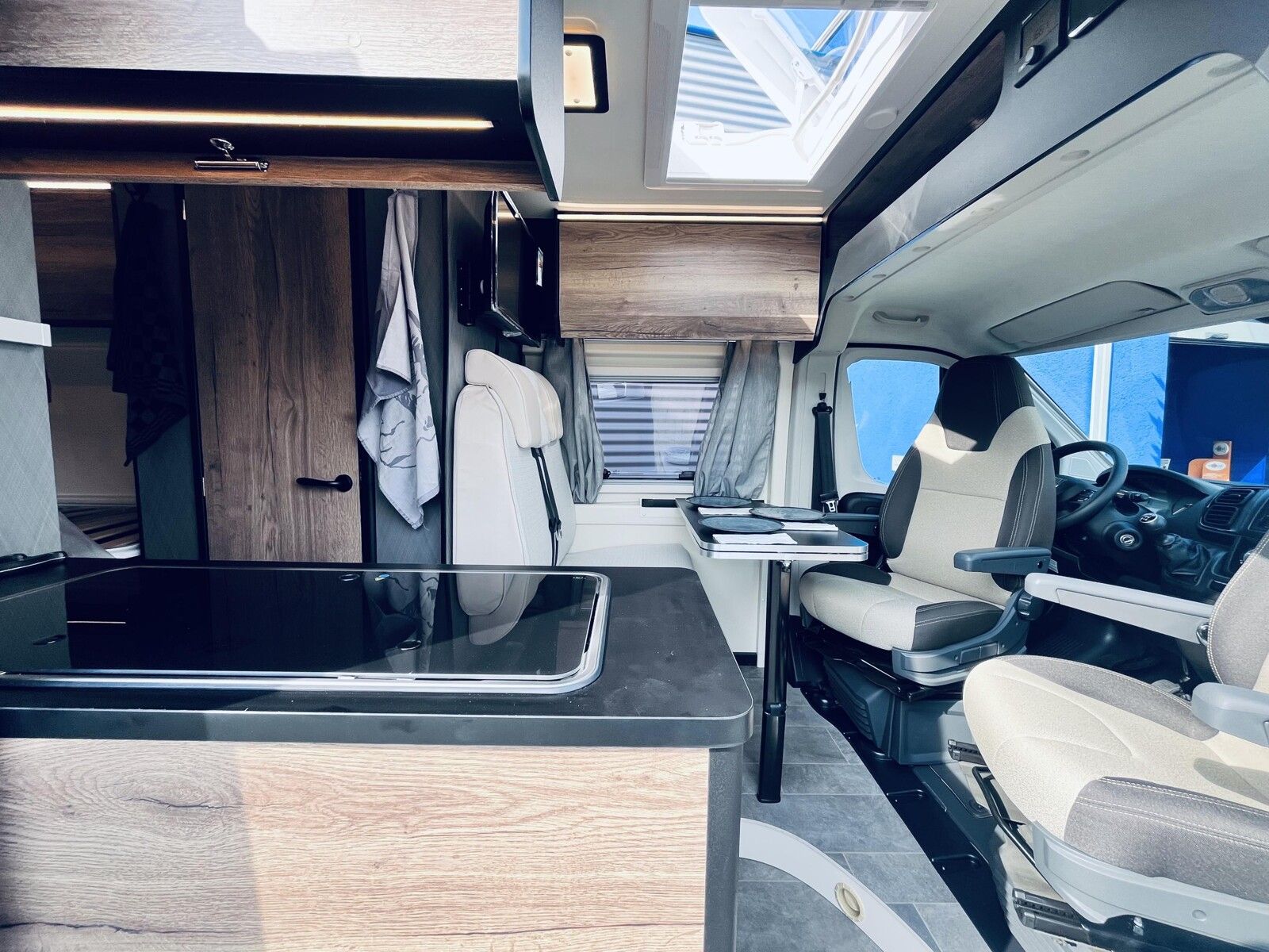 Fahrzeugabbildung XGO X-VAN 4 AUTOMATIK