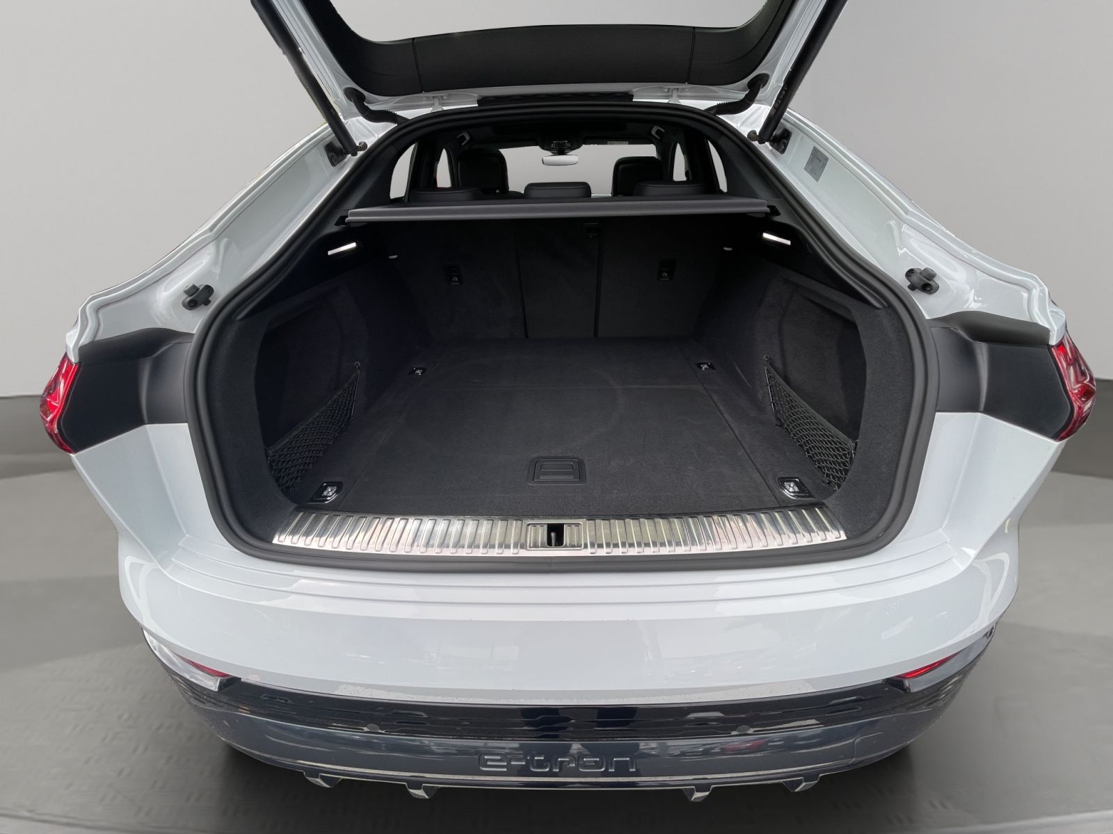 Audi Q8 e-tron - Bild 20
