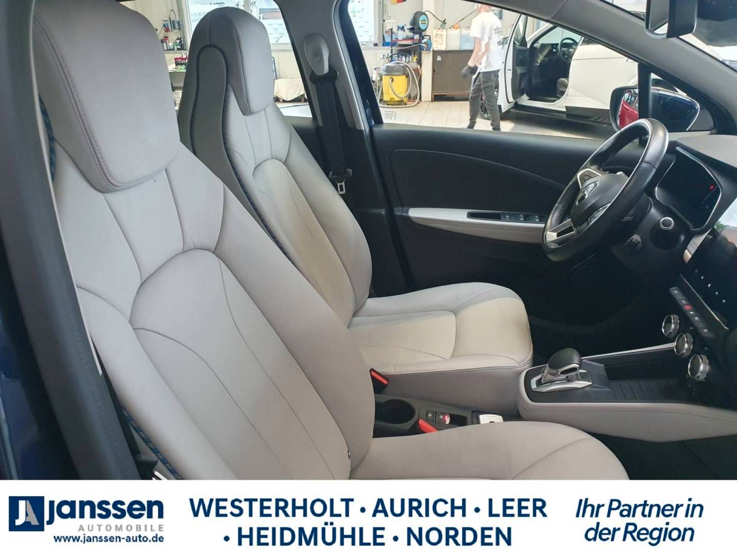 Fahrzeugabbildung Renault ZOE E-Tech 100% el. SONDERMODELL RIVIERA R135 Z.