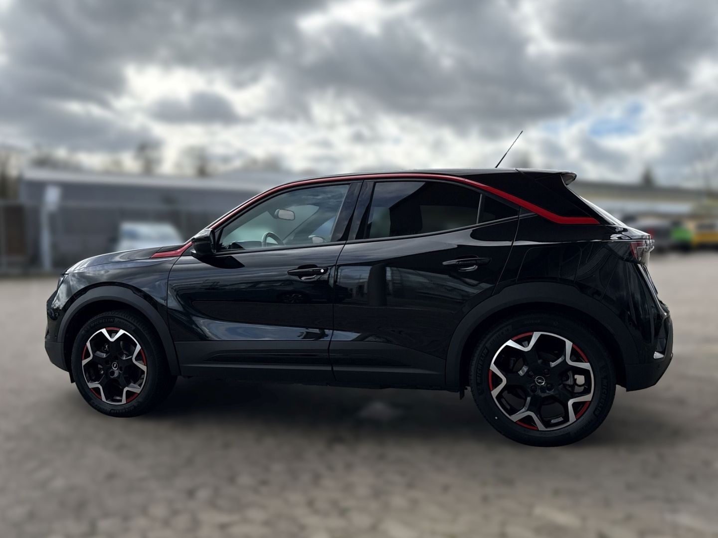 Fahrzeugabbildung Opel Mokka e GS Line Digitales Cockpit LED Apple CarP