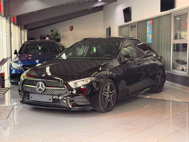MERCEDES-BENZ A 200d Lim*AMG line*Pano*MBUX*