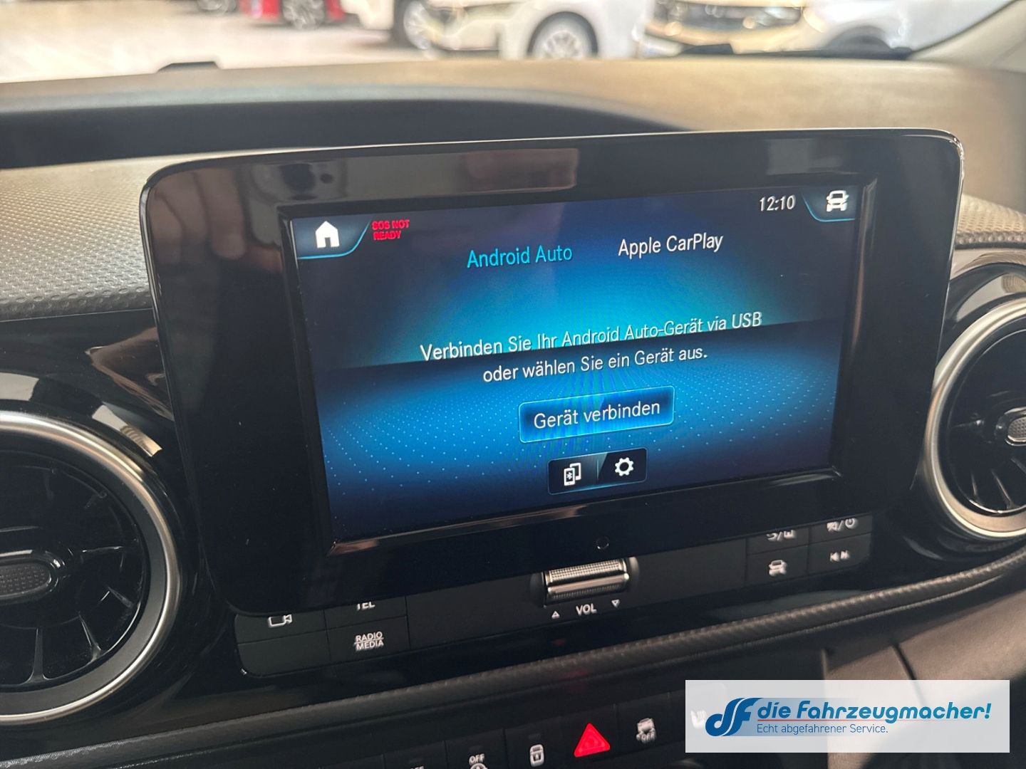 Fahrzeugabbildung Mercedes-Benz Citan Kombi 113 Tourer AHK DAB SHZ Totwi Spur.Ve