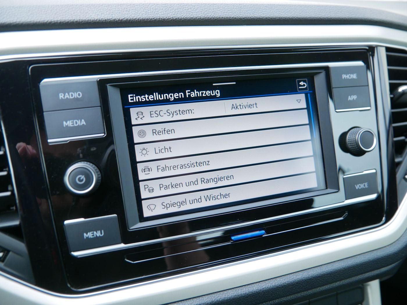 Fahrzeugabbildung Volkswagen T-Roc Cabriolet 1.0 Style AHK ACC SHZ Klimaautom