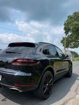 Porsche  Macan PDK  - Porsche in Viersen