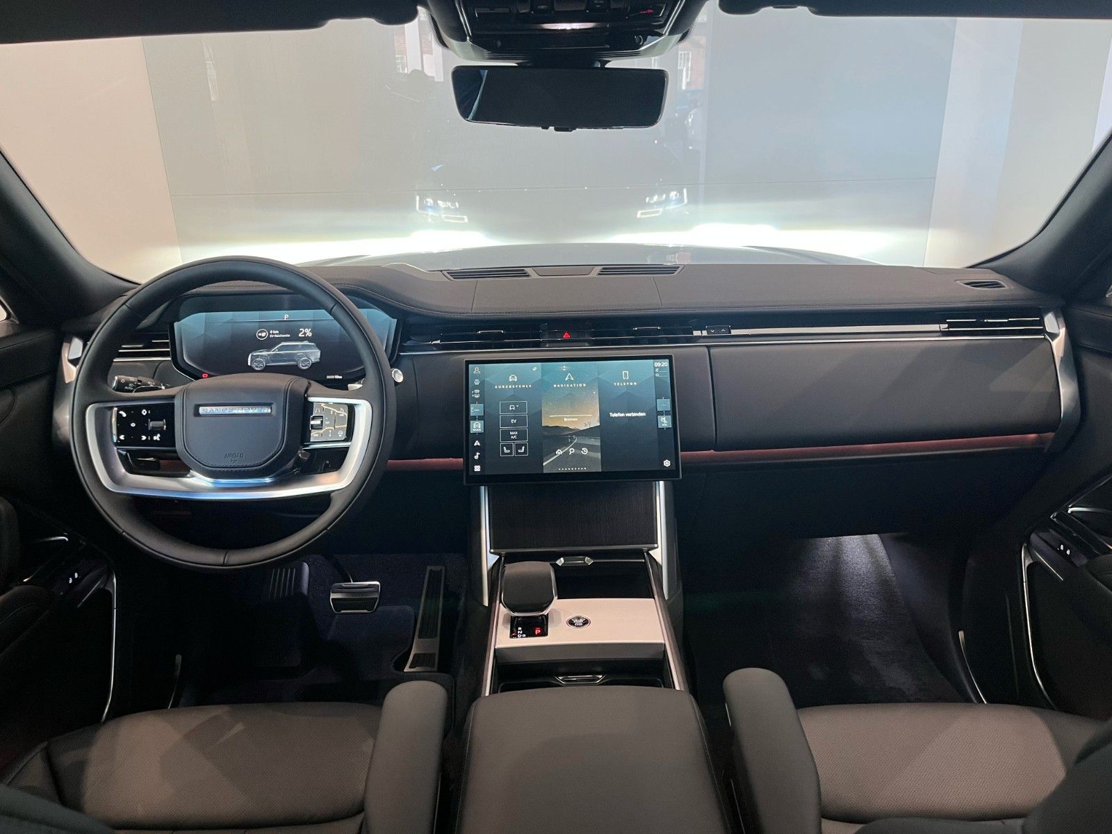 Fahrzeugabbildung Land Rover Range Rover P460e HSE Hybrid AHK & Panoramadach