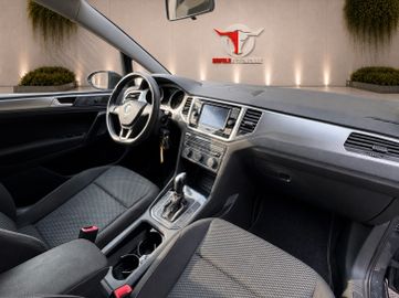 Volkswagen Golf - 11