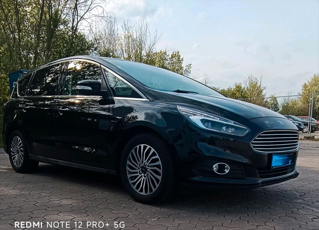 Image of Ford S-Max