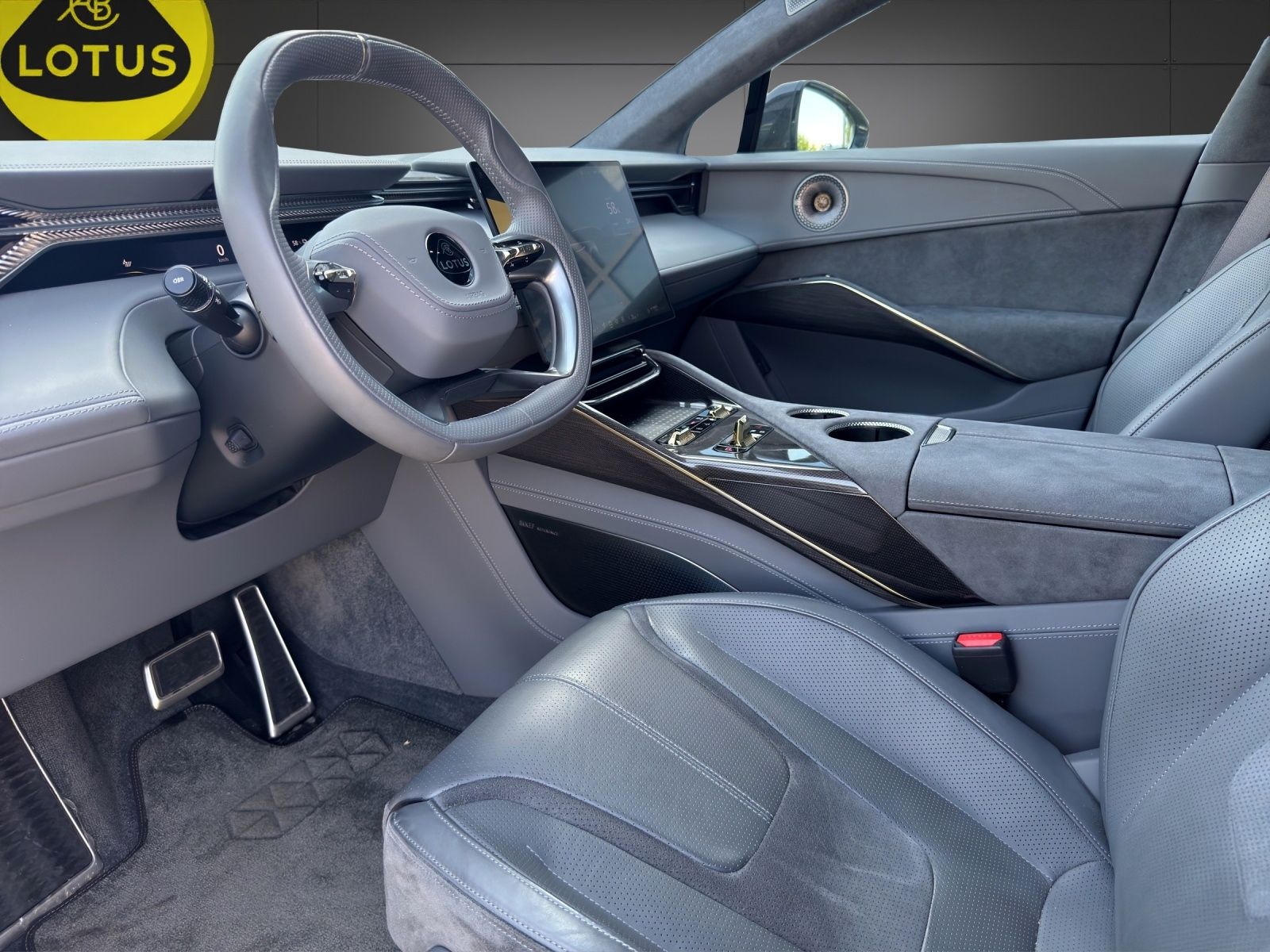 Lotus Eletre - Bild 10