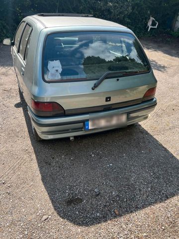 Renault Clio 1.8