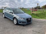Audi A3 Sportback 1.4 TFSI Attraction - Audi A3: Sportback TFSI