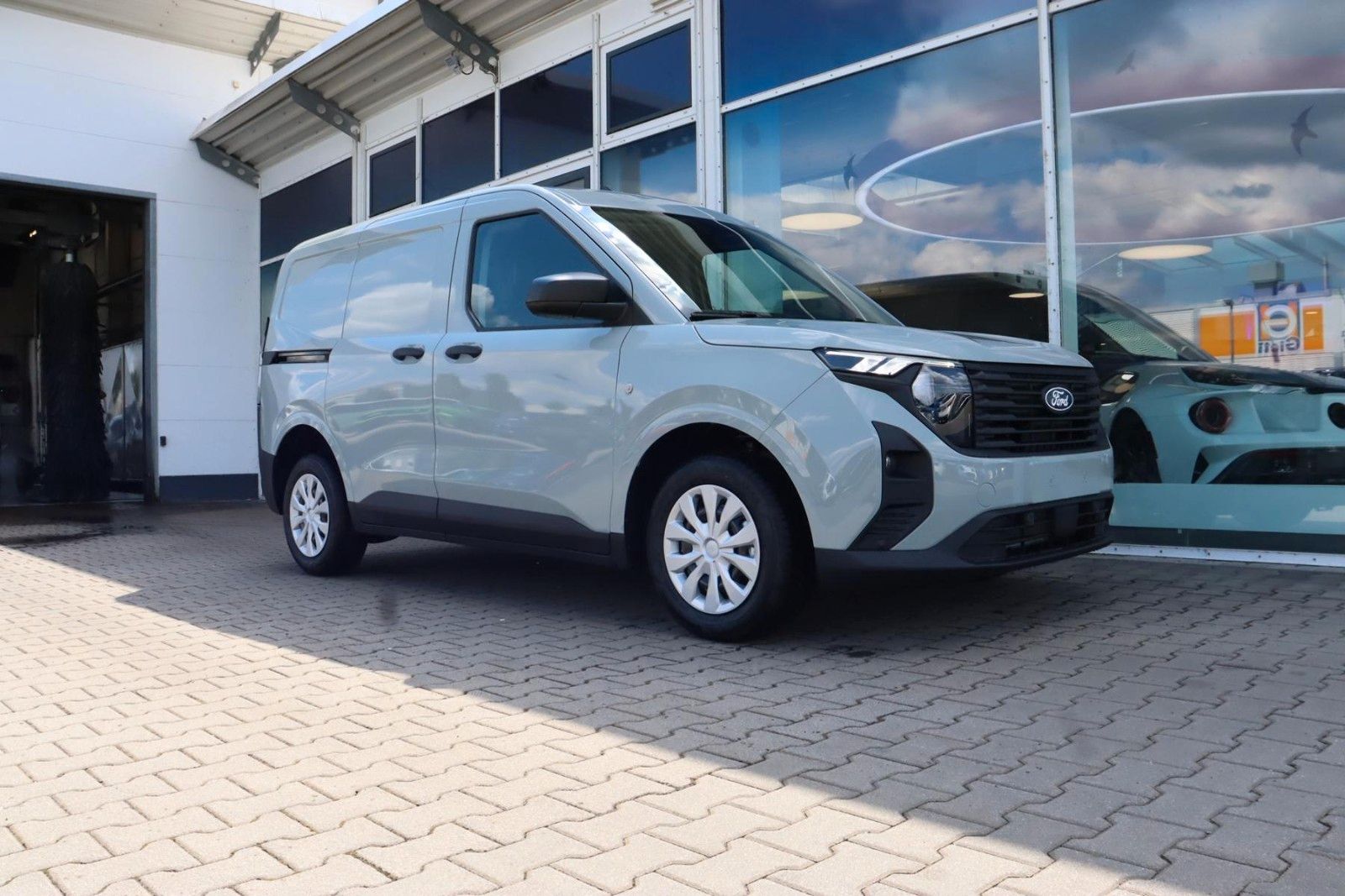Ford Transit Courier Trend 1.5 Diesel 3,99% FIN*