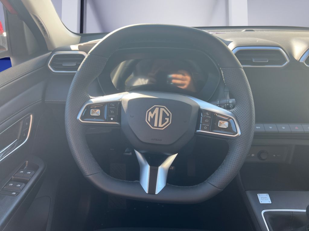 MG ZS