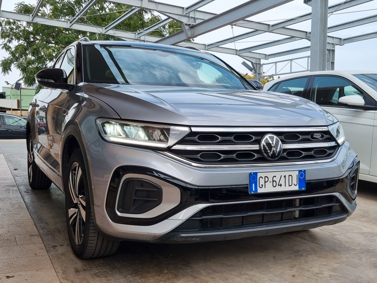 Other Volkswagen T-Roc I 1.6 tdi Style 116 CV imagem 2