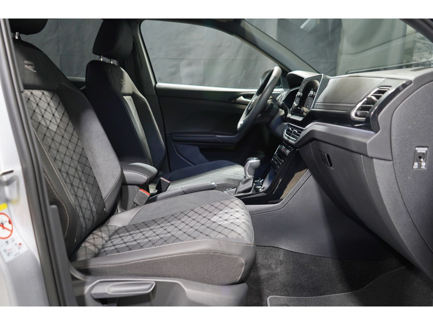 Volkswagen T-Cross R-Line 1.5 TSI ACC BlackStyle Kamera foto 5