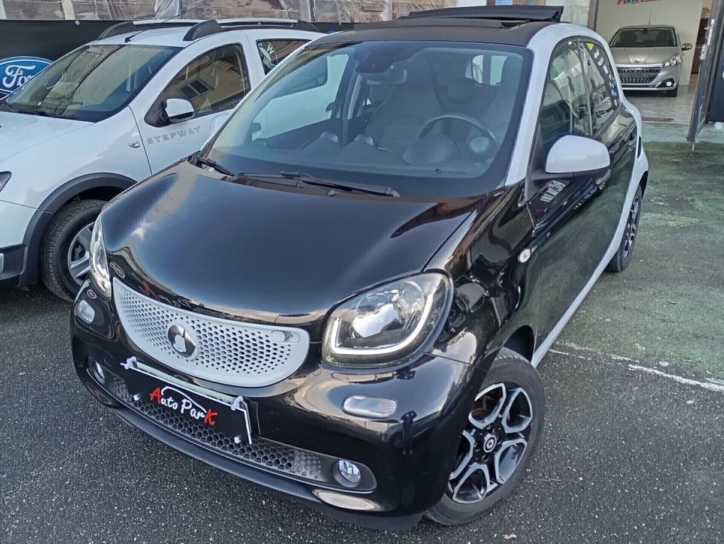 Image of Smart ForFour