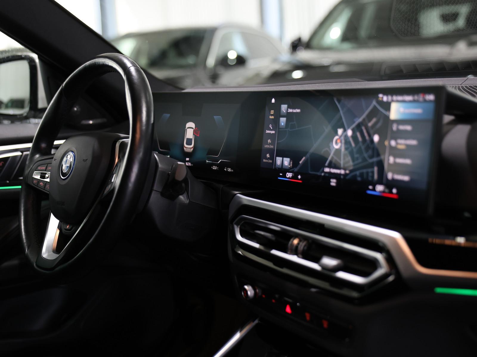 BMW i4 40 eDrive 100% HARMAN/KARDON, LEDER, HEAD-UP, миниатюра 24