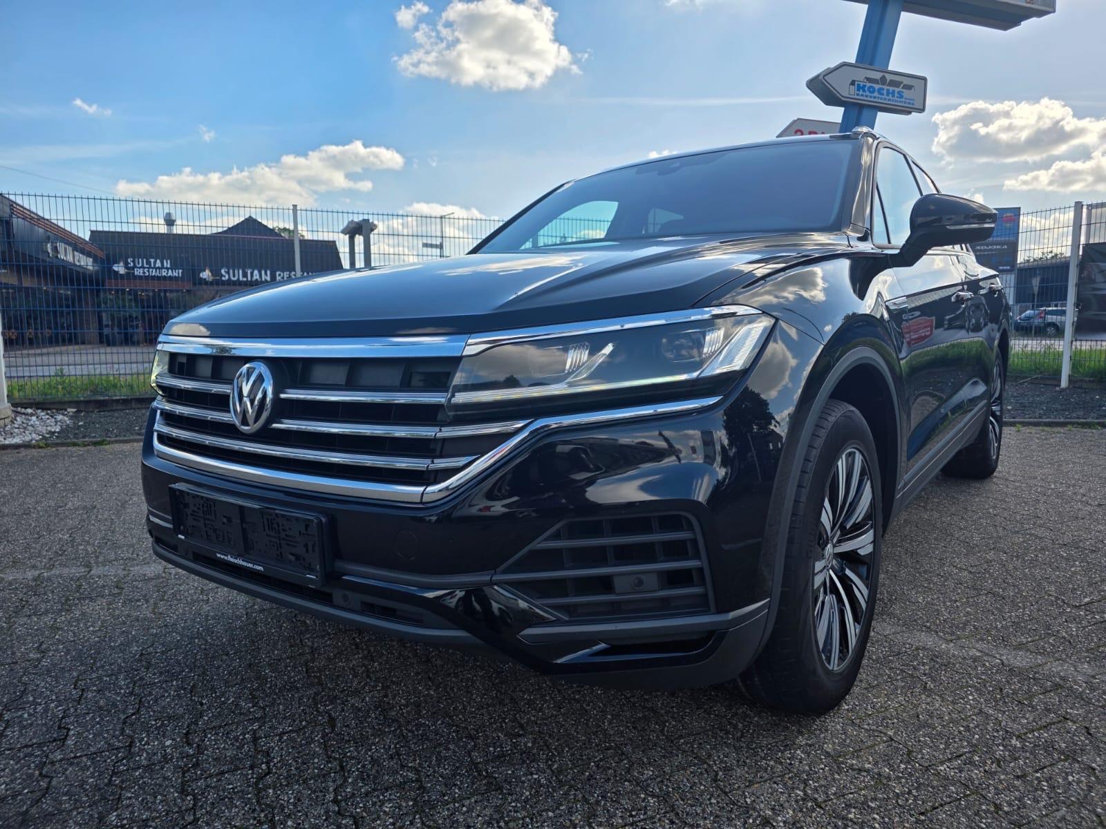 Volkswagen Touareg Basis 4Motion*1.Hand*Panorama*Voll*
