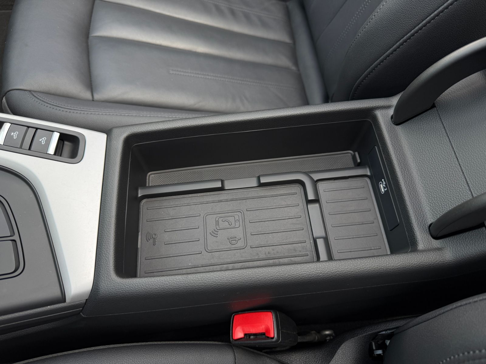 Fahrzeugabbildung Audi A5 Cabrio advanced 40 TFSI S tronic NAVI LEDER