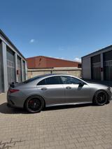 Mercedes-Benz CLA 35 AMG Pano/Burmester/Magno Grey - graue Mercedes-Benz CLA 35 AMG